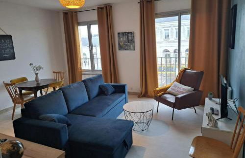 Chez Line, Face à la gare - Foto 1