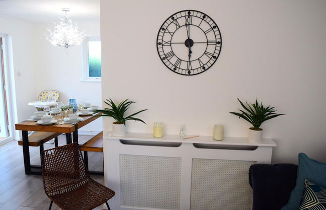 Charming 4-bed Cottage in Hayling Island - Hot Tub - Foto 17