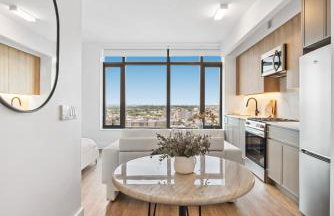 Modern Studio Oasis with High End Amenities - Photo 33