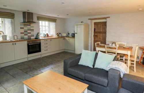 Lower Vestry - Photo 5