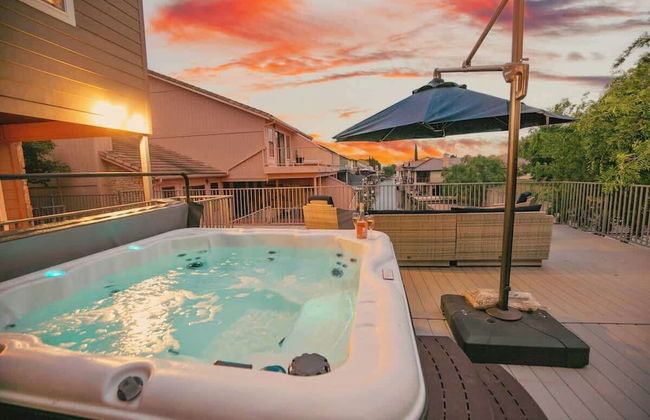 Luxury on Lake LBJ With Hot Tub Firepit & Boat Slip - Foto 1