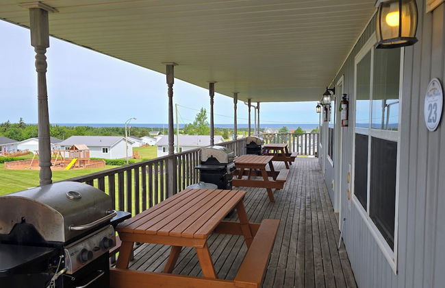 Cavendish Bosom Buddies Cottage Resort - Photo 31