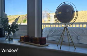 The Blue Lagoon 2 bedroom lodge with hot tub - Foto 2