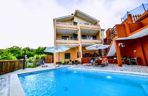 Holiday Home Veronika near Makarska, private pool - Foto 1