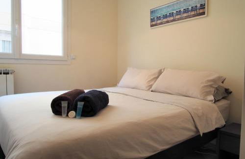 Nice Centre - Apartment with balcony and stunning sea view! - Photo 12