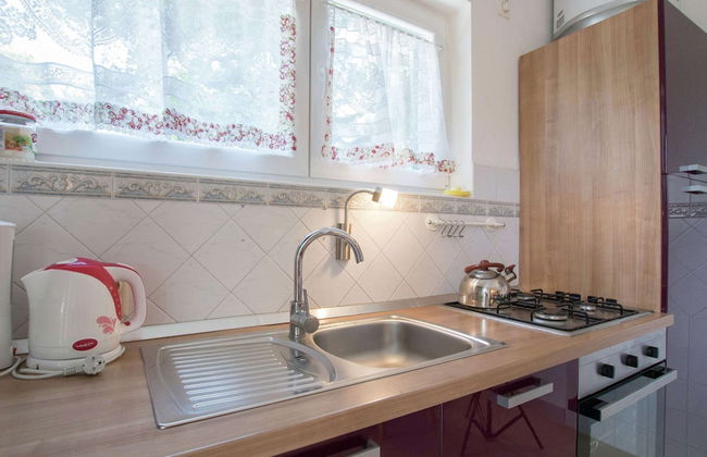 Holiday Apartment With a Private Terrace & Hot Tub, Near the Beach - Foto 9