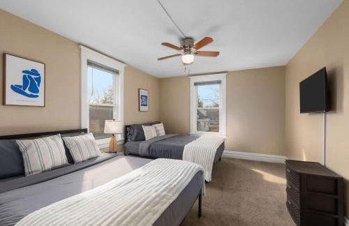 Charming 4BR Westside Home in Beer City USA - Foto 18