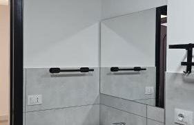 Modern Hillside Retreat with Panoramic Views - Foto 7