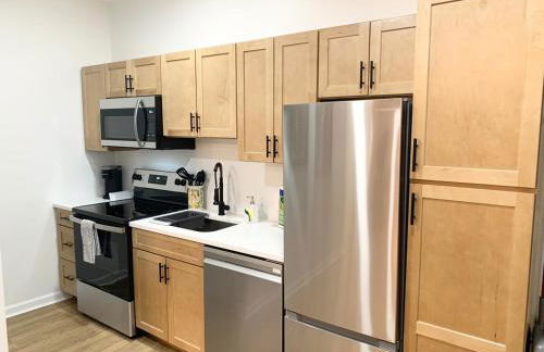 Budget Friendly 2BD-2BA apt in Federal Hill - Photo 15