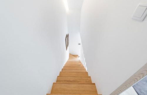 Riverside duplex by the sea with pool and balcony - Foto 16