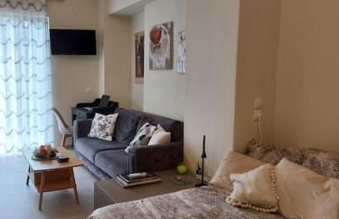 Sunny studio near metro - Foto 10