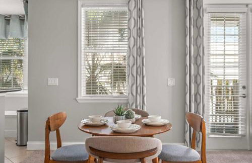 Pool Golf Course view & Reunion 6MI to Disney - Foto 16