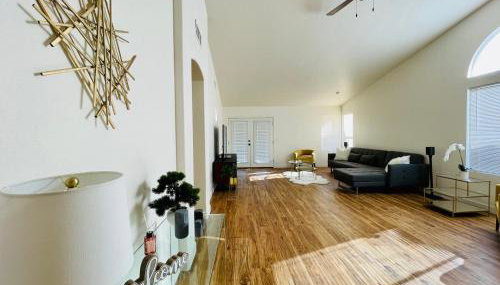 Glendale Gem with Pool & Office in Prime Location - Photo 2