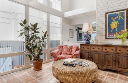 Unbeatable Beachfront Bliss w/ Ocean Views, Luxe Interiors & Patio Beach Road - Foto 20