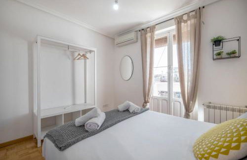 4 bedrooms 2 bathrooms furnished - Salamanca - bright - MintyStay - Photo 12