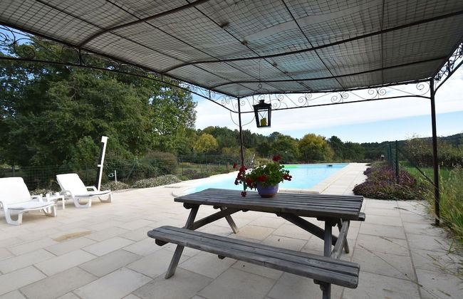 Holiday Home in Montclera With Sunny Garden, Playground Equipment and Private Pool - Foto 42