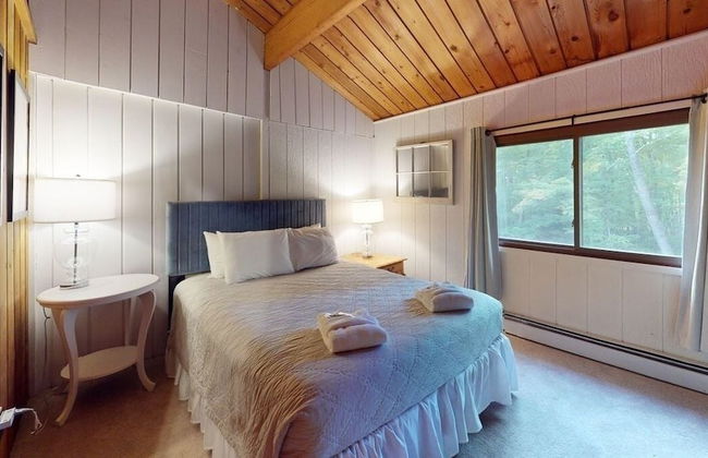 Treehouse Home Brought to you by GetAway Vacations - Photo 20