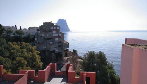 Estudio en la Muralla roja - Foto 1