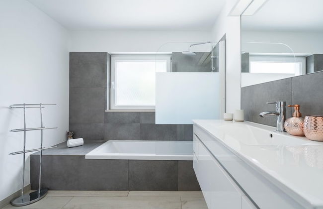 Luxury Almancil Villa With Heated Pool by Ideal Homes - Foto 49