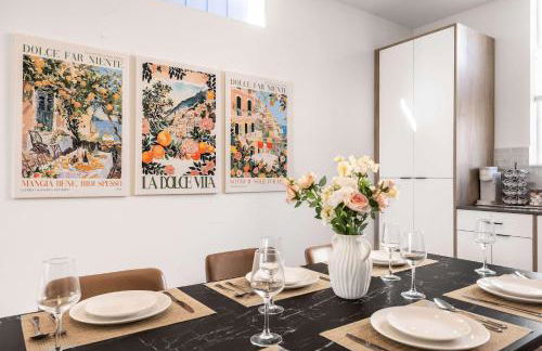 2022 Modern 3BR Tesla Charger City Views - Foto 22