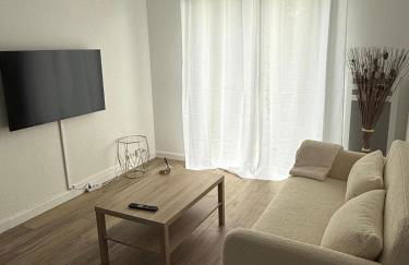 Le cosy Parking gratuit piscine terrain de tennis - Foto 9