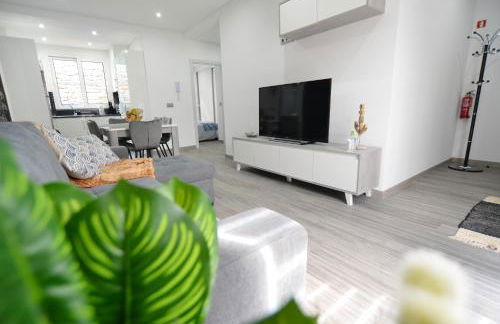 Casas do Baleeiro - Whaler's Houses - Photo 1