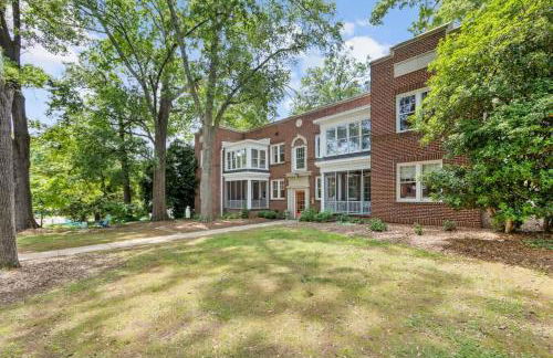 Contemporary gem in the Heart of Myers Park - Foto 34