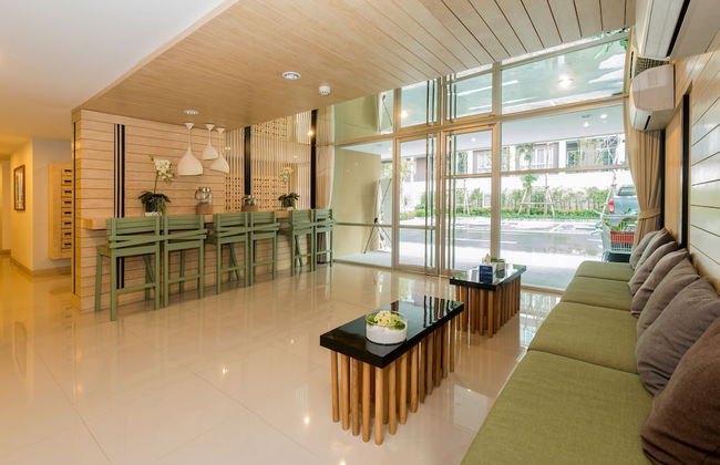 First Choice Suites - Photo 52