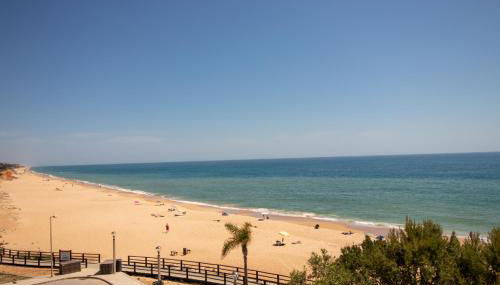 Quarteira Beach - Foto 2