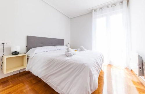 Charming Coastal Apartment Steps from the Beach - Foto 15