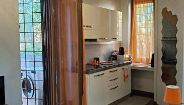 Roma Eur - OrangeVibes Loft - Foto 2, stove