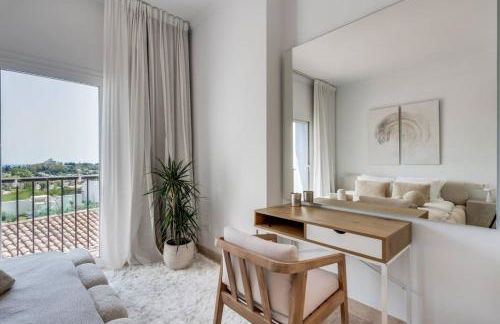 Luxury Penthouse With Sea View in Paraiso Pueblo - Photo 17