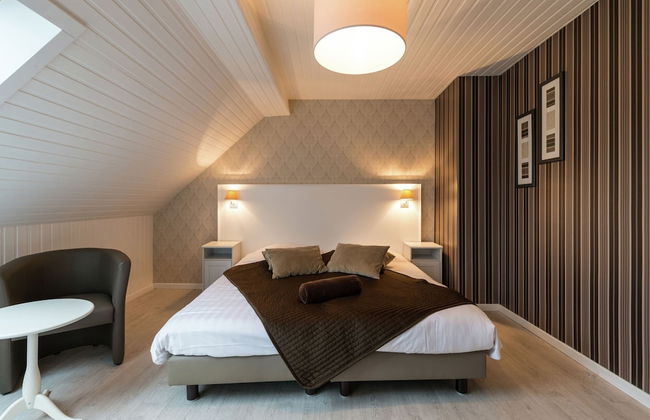 Swanky Holiday Home in Waimes With Indoor Swimming Pool - Photo 6