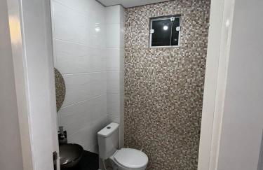 Casa a 1 km andando até a praia, barra sul de Balneário Camboriú - Foto 3