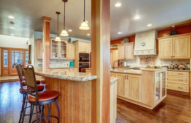 Stunning Forest Retreat - Walk to Upper Truckee River! - Foto 13