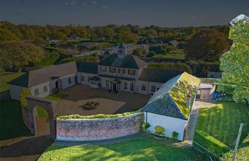 The Annex at Merley Mews - Photo 3