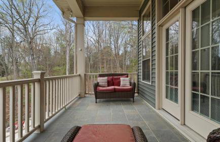 Sleeps 22, Lakefront w/ Private Dock & Pool, 2 Houses Lake Living by Avantstay - Foto 122
