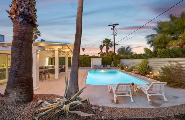 Club 915 Getaway- Pool BBQ and Pet Friendly - Photo 38