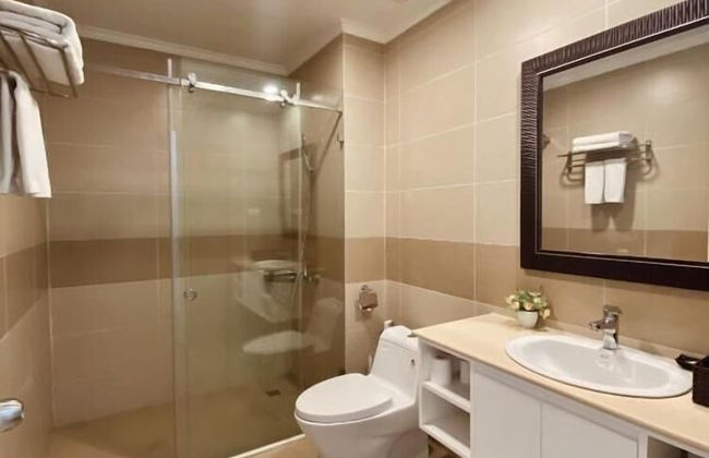 Luxe Paradise Suites Hotel Dich Vong Hau - Foto 68