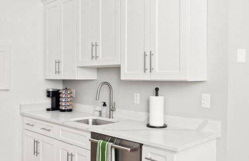 Stylish Old Port 2BR Loft, Walk to Everything - Foto 8