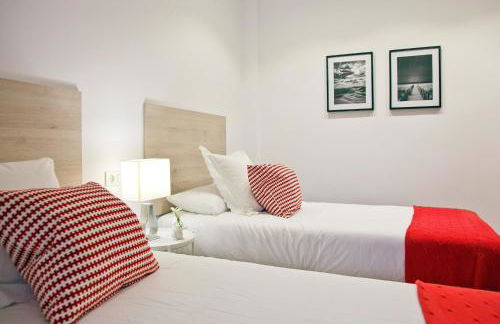Feelathome Madrid Suites Apartments - Photo 20