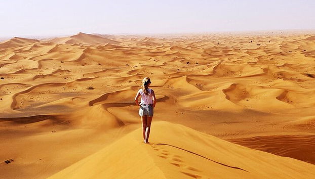Previsioni meteo per Dubai Desert - Foto 3, Mattina presto di vista del deserto