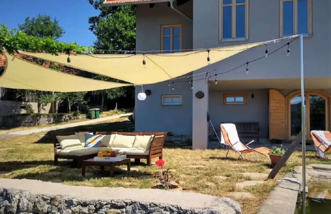 Comfy Holiday Home in Bunjevci With Hot Tub - Photo 43