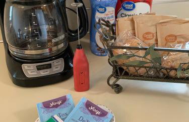 Hidden Gem! Spacious, Private, and Convenient Units Off River Road in Puyallup - Foto 4