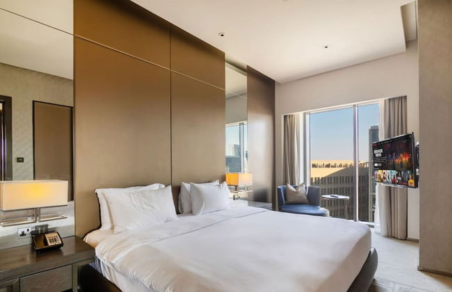 Elegant 3BR With Pool Near Wafi Mall Dubai Frame - Photo 11