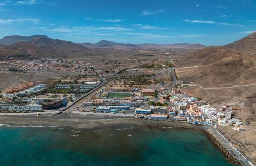 Casa Amaya - Spacious House with Pool, Large Garden, BBQ, 2 Terraces, and Ideal Location - Photo 27