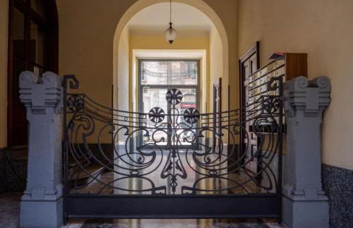 VFH Stylish Boutique Apartment-City Center - Photo 33