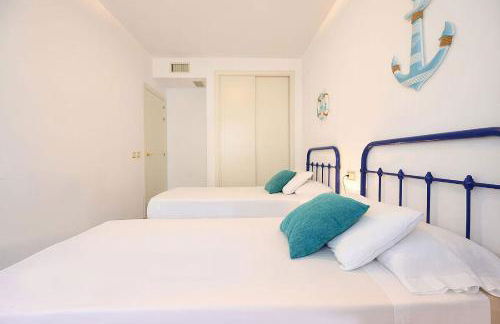 Estepona Port Bullring and Beach 2 Parkings - Photo 5