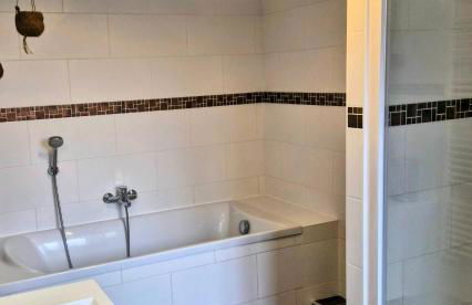 La Petite Maison de Vernon-Giverny, Wifi, machine à laver, parking gratuit, jardin privé - Foto 4