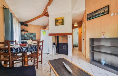 Stunning Home In Eyraud-Crempse-Maurens - Foto 15